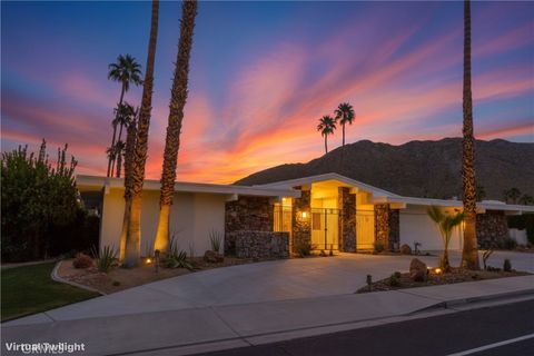 Photo of 2316 S Toledo AVE, Palm Springs, CA 92264 (MLS # CV26111312)