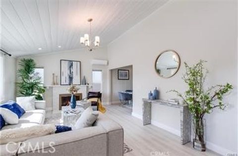 Photo of 6171 Cleon, North Hollywood, CA 91606 (MLS # DW26070009)