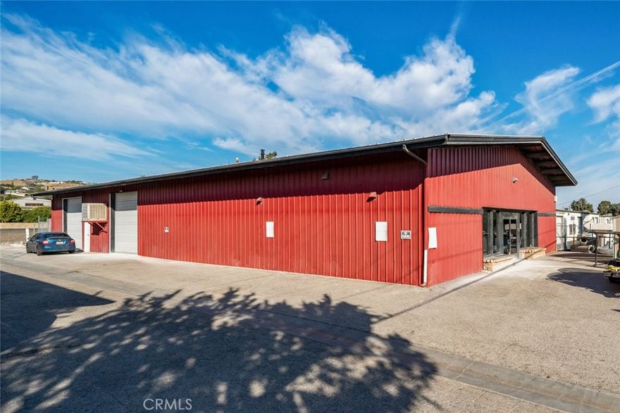 +/- 5,832 sf industrial space on busy Paso robles Street.