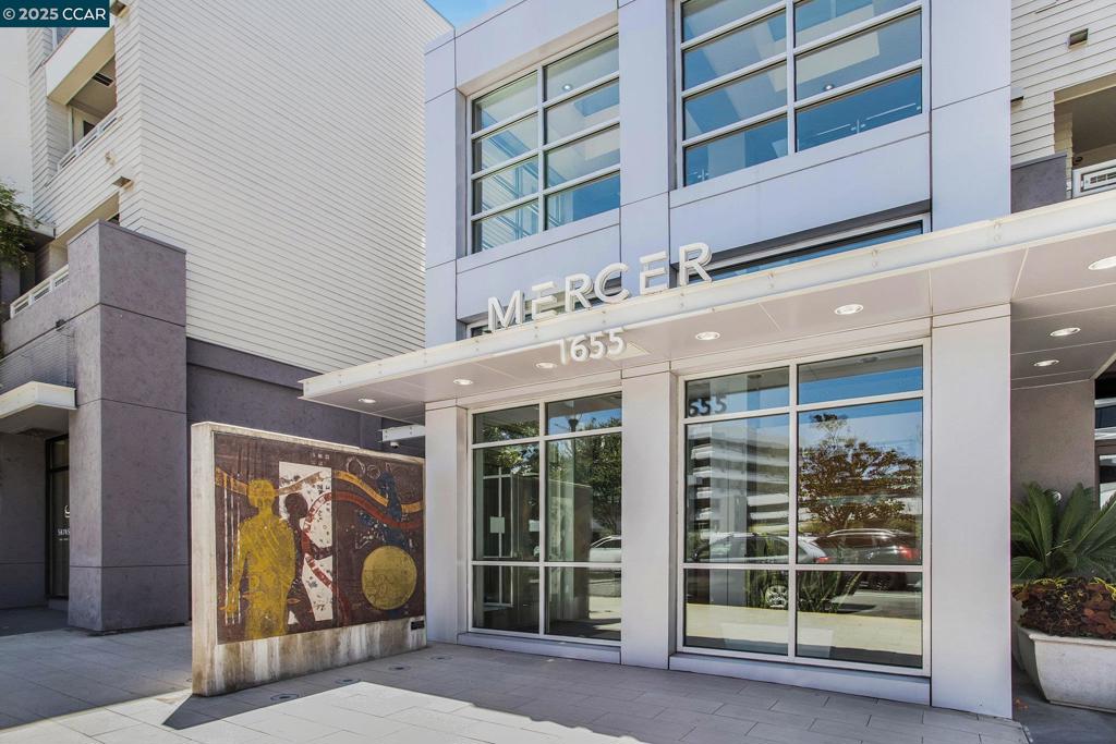 DOWNTOWN W.CREEK - Residential