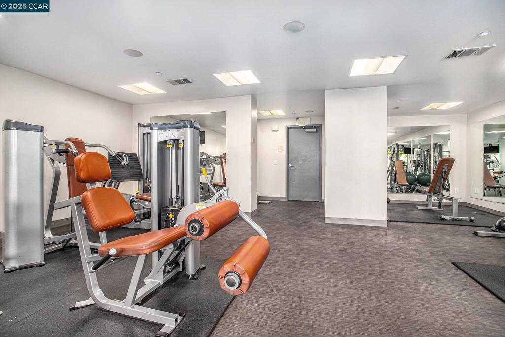 DOWNTOWN W.CREEK - Residential