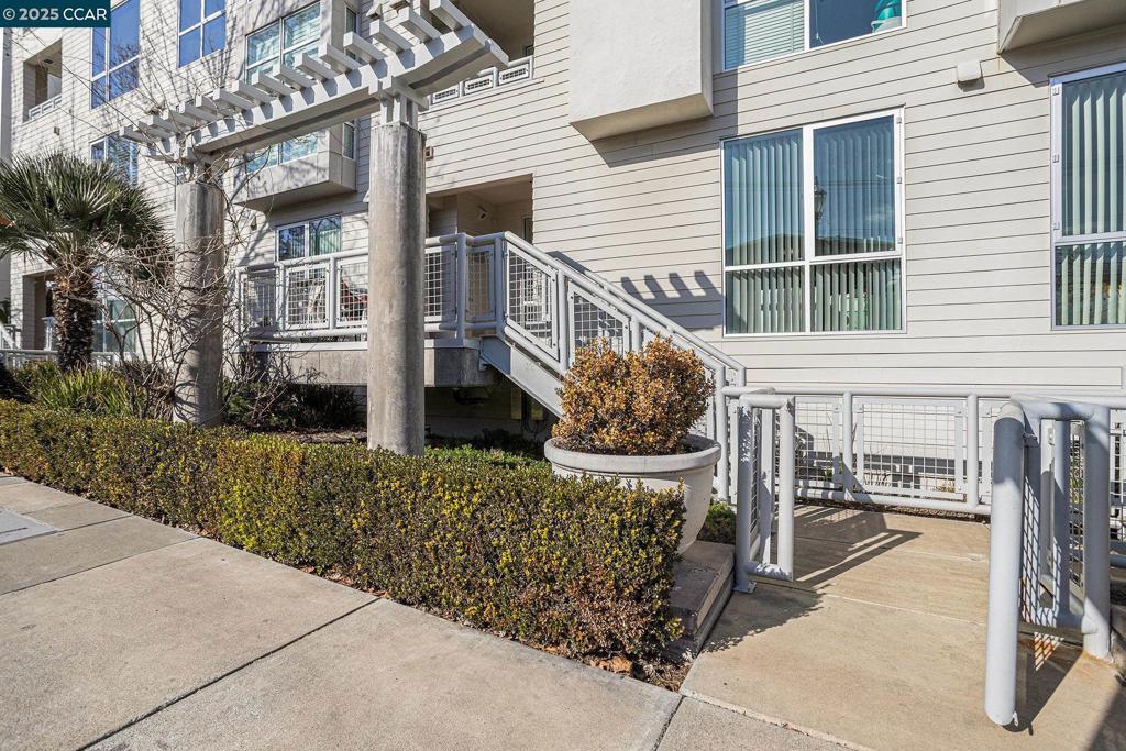 DOWNTOWN W.CREEK - Residential