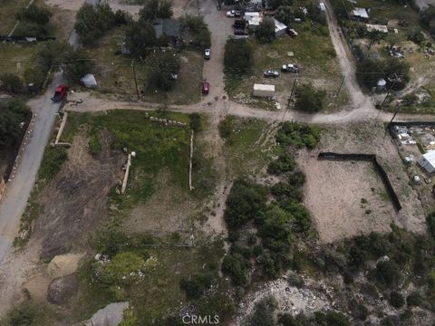 Photo of 14003 Quarry Road, Sylmar, CA 91342 (MLS # SR26054489)