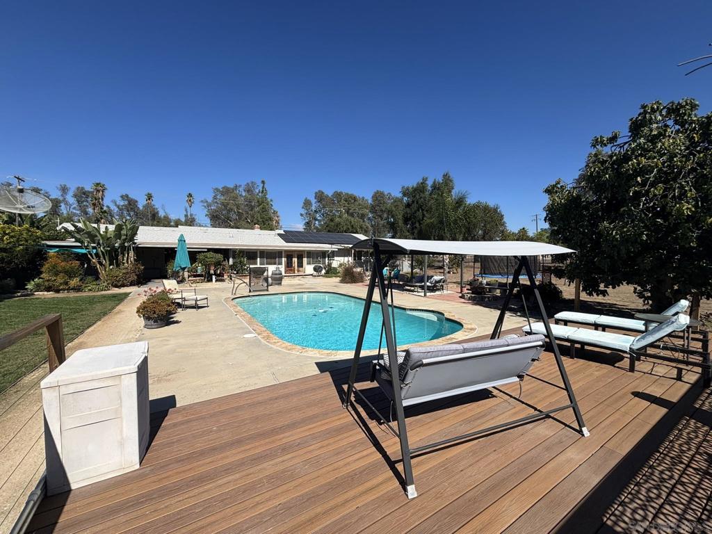 Ramona - Residential