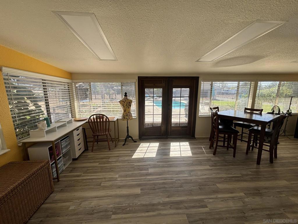 Ramona - Residential