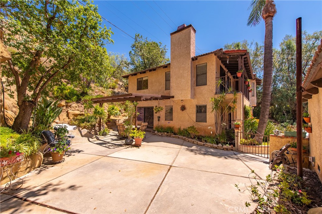 9349 HARTMAN Way