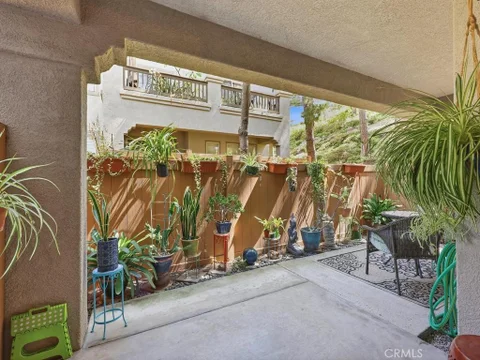 MLS: OC26138199