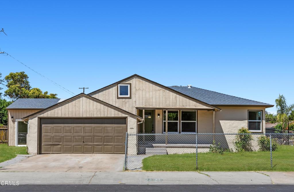 Welcome to 2121 Scribner Street, a thoughtfully updated home offering comfort and functionality. This 3-bedroom, 1-bath residence features approximately 1,183 sq ft of living space on a 5,202 sq ft lot. The newly renovated kitchen boasts modern finishes, perfect for daily living and entertaining. A versatile bonus room / 3rd bedroom / den adds extra flexibility; ideal for a home office, guest room, or cozy retreat. This move-in ready home is a great opportunity for first-time buyers or anyone seeking a comfortable and stylish place to call home.