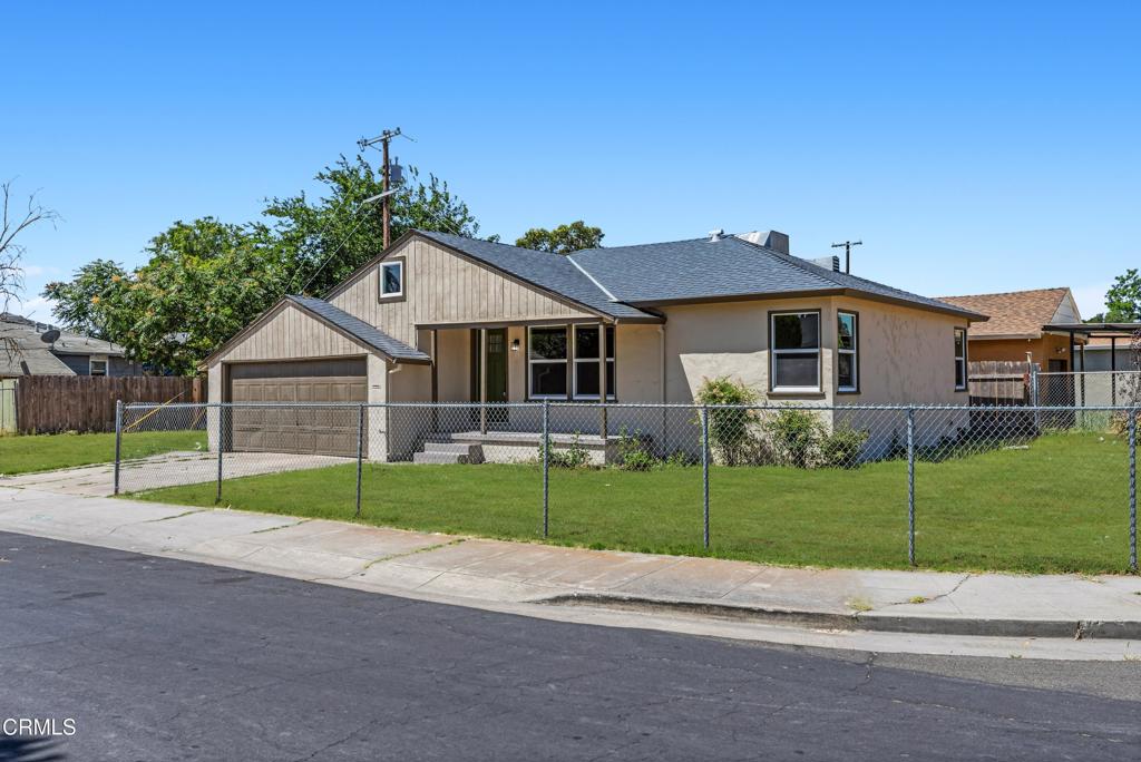 Properties 2 2121 Scribner Street