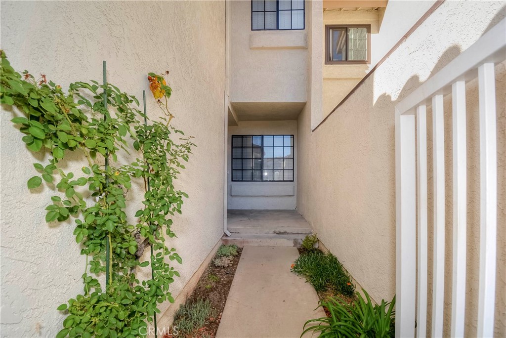 22905 Colombard Lane 5