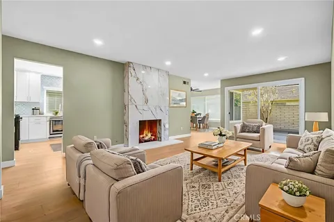 8 Dogwood S, Irvine, CA 92612 - MLS#: OC25247220