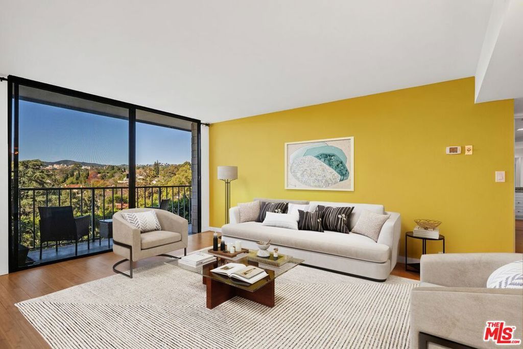 Photo of 10535 Wilshire Boulevard #904, Los Angeles, CA 90024 (MLS # 25626909)