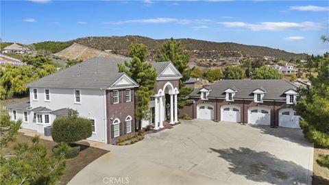 38433 Via Huerta Murrieta CA 92562