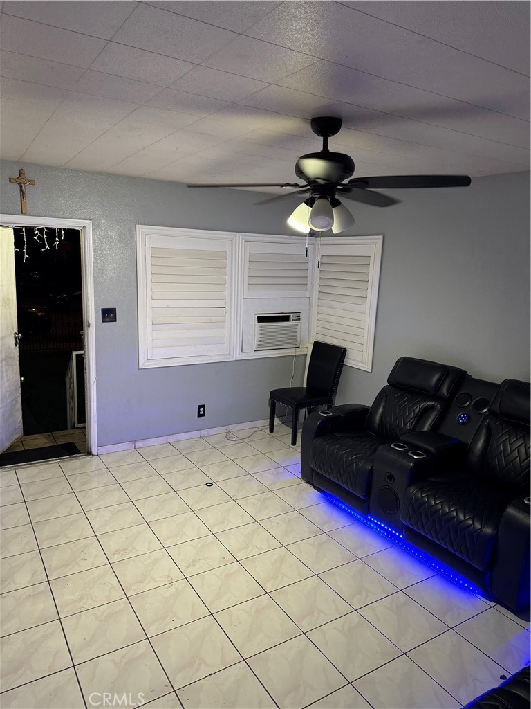 10439 Stanford Avenue