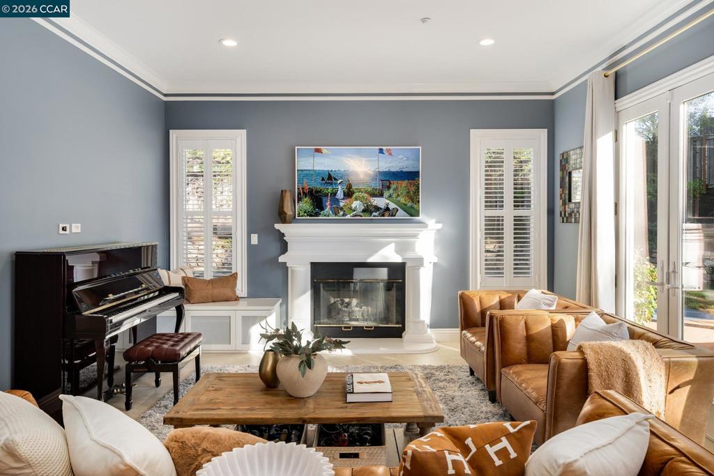 3432 Ashbourne Cir