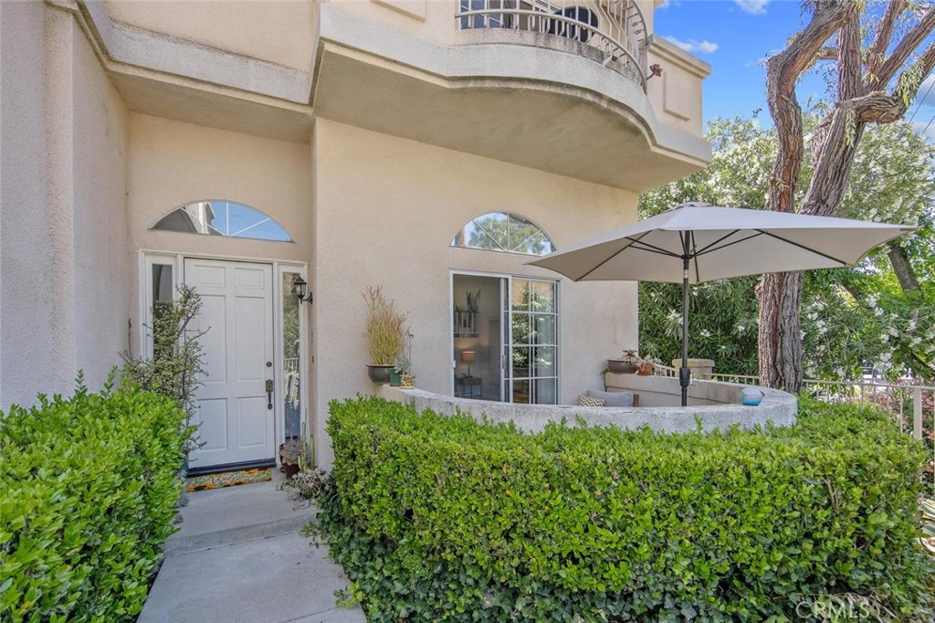 5340 Las Virgenes Road 4