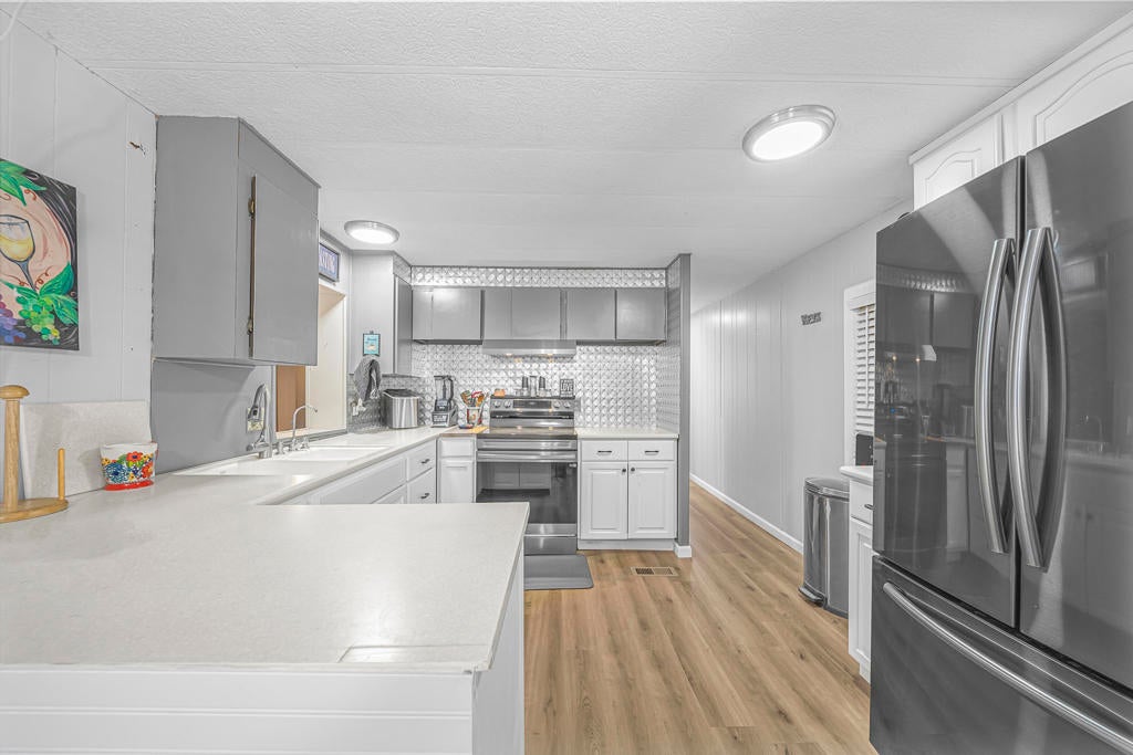 3411 Thermal Place