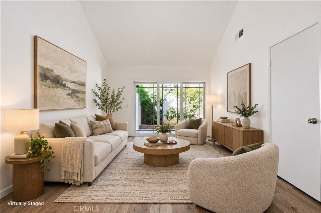 22421 Jeffrey Mark Court 8