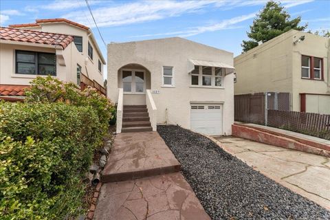 Photo of 1127 Key Route Blvd Blvd, Albany, CA 94706 (MLS # 41119889)