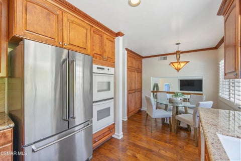Tiny photo for 1043 Chatham Court, Thousand Oaks, CA 91360 (MLS # 226005108)