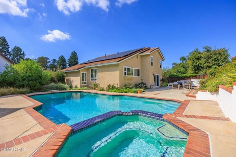 Tiny photo for 1043 Chatham Court, Thousand Oaks, CA 91360 (MLS # 226005108)