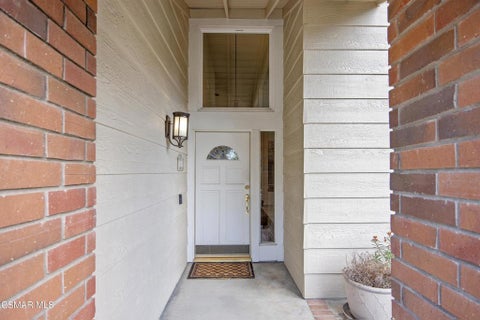 Tiny photo for 1043 Chatham Court, Thousand Oaks, CA 91360 (MLS # 226005108)
