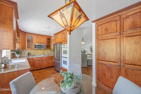 Tiny photo for 1043 Chatham Court, Thousand Oaks, CA 91360 (MLS # 226005108)