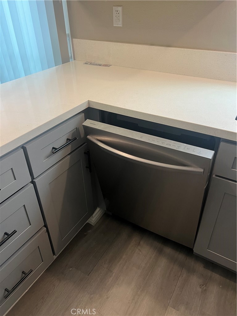 Wrigley Area (WR) - Residential Lease