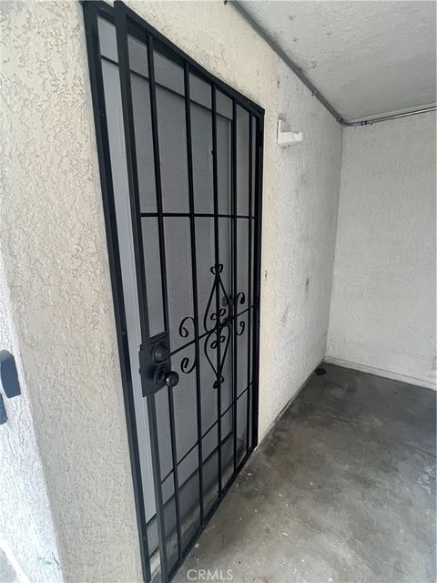 Photo of 1126 E Arcadia Court #C, Long Beach, CA 90813 (MLS # PW25263255)