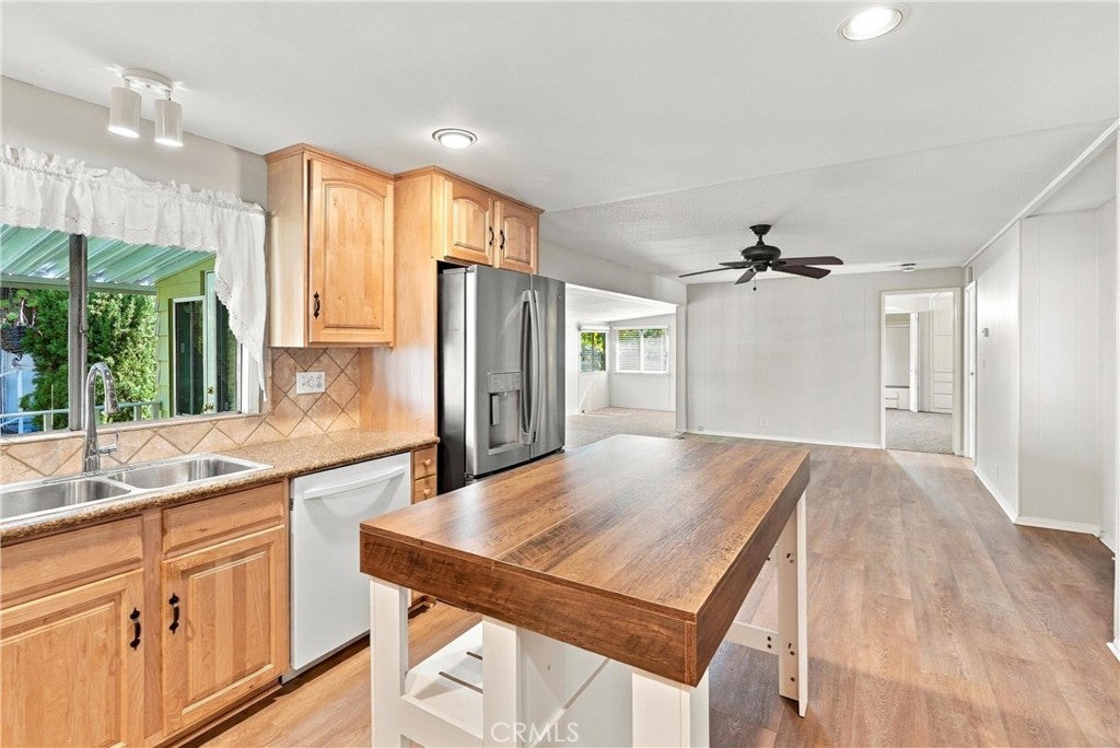 24001 Muirlands Boulevard 440