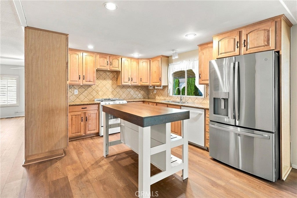 24001 Muirlands Boulevard 440
