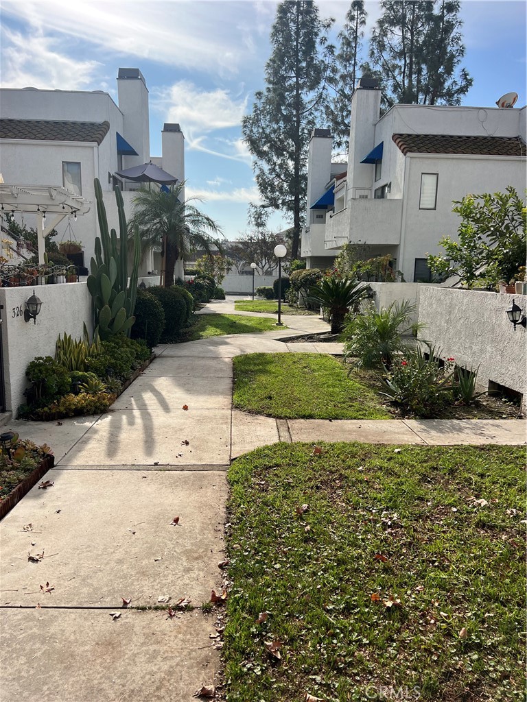 304 Park Shadow Court