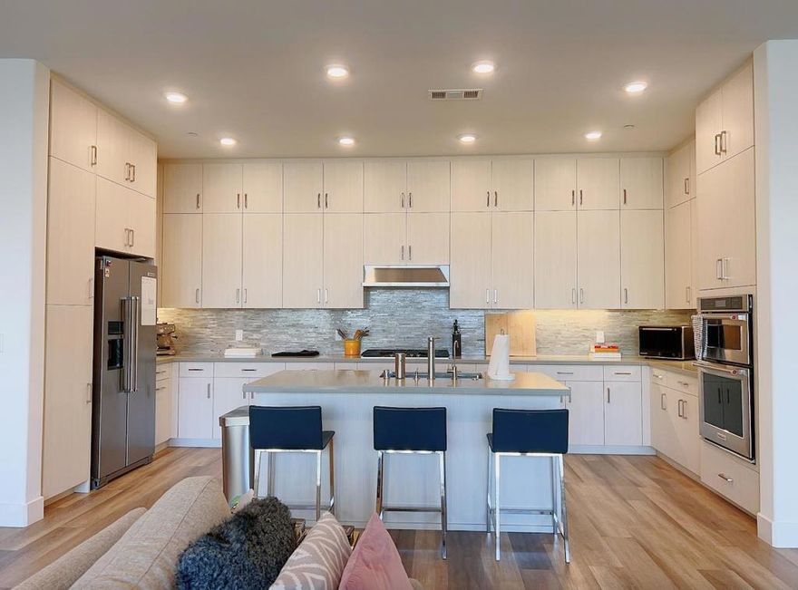 For Comp Purposes Only. Sold Off Market.