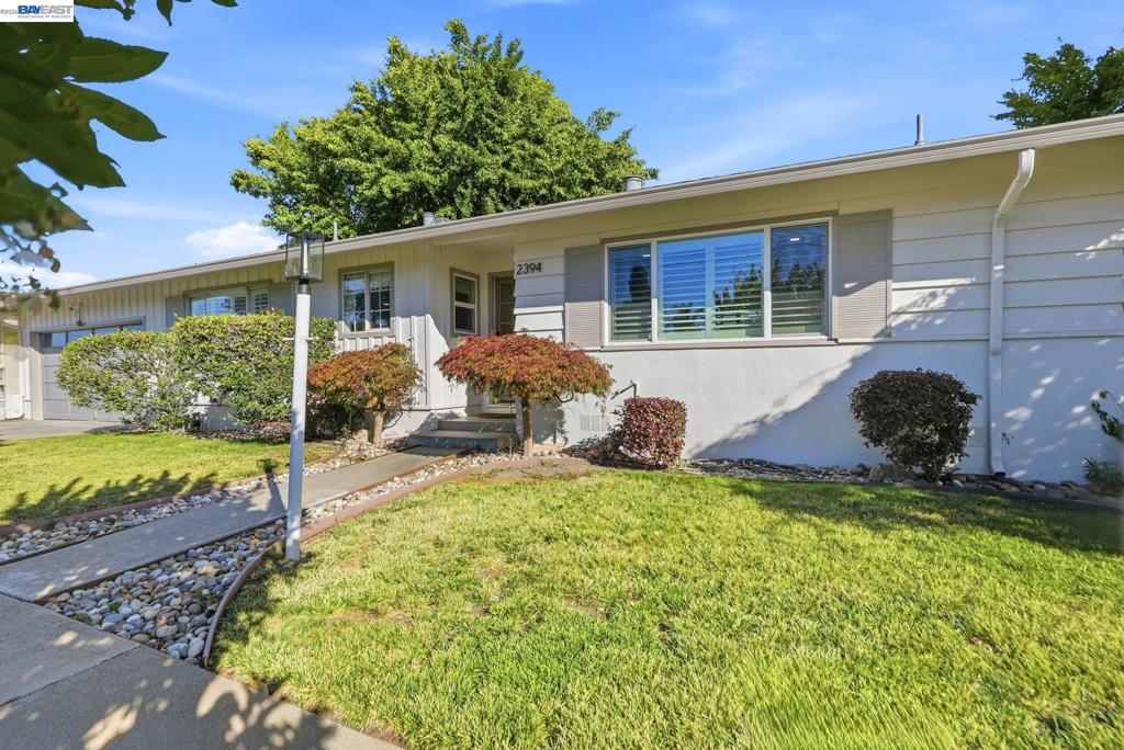 2394 Tahiti St