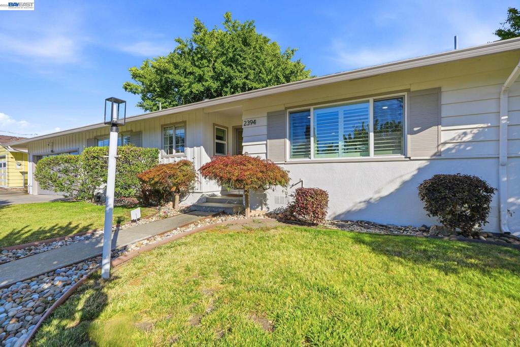 2394 Tahiti St