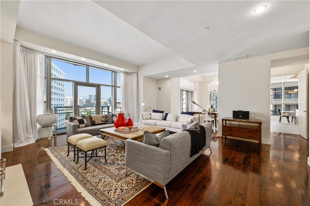 Photo of 10776 Wilshire Boulevard #901, Los Angeles, CA 90024 (MLS # PW26115580)