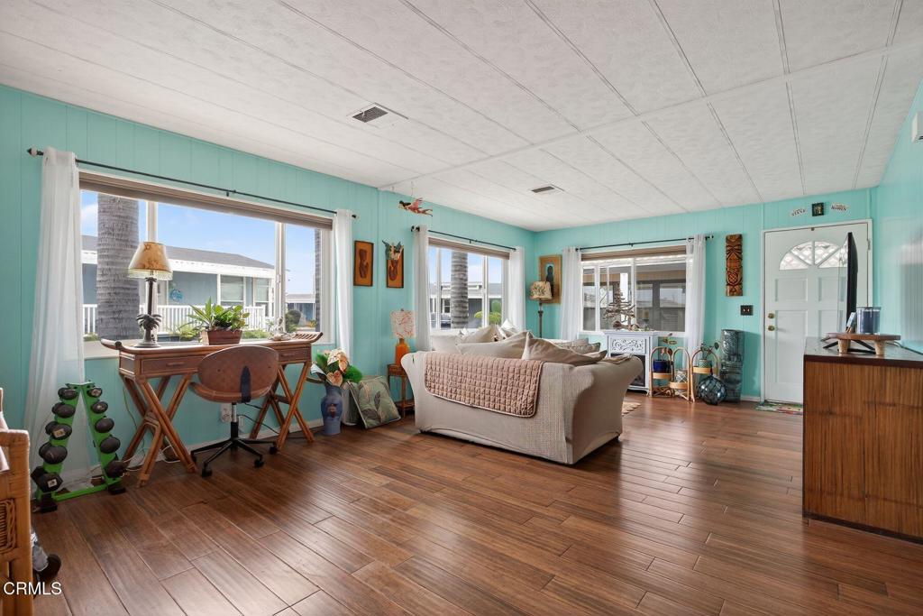 Oxnard Shores MHP - 030701 - Manufactured In Park