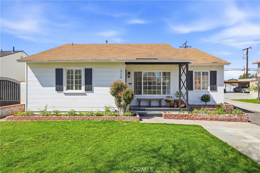 Photo of 329 Catalpa Avenue, Brea, CA 92821 (MLS # PW26051424)