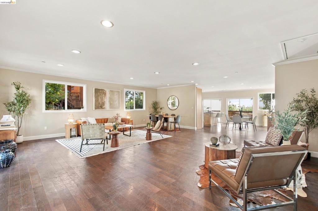 3505 Brunell Dr
