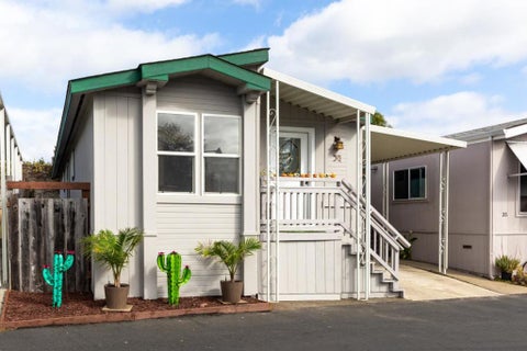 Photo of 930 Rosedale Ave AVE #36, Capitola, CA 95010 (MLS # ML82065900)