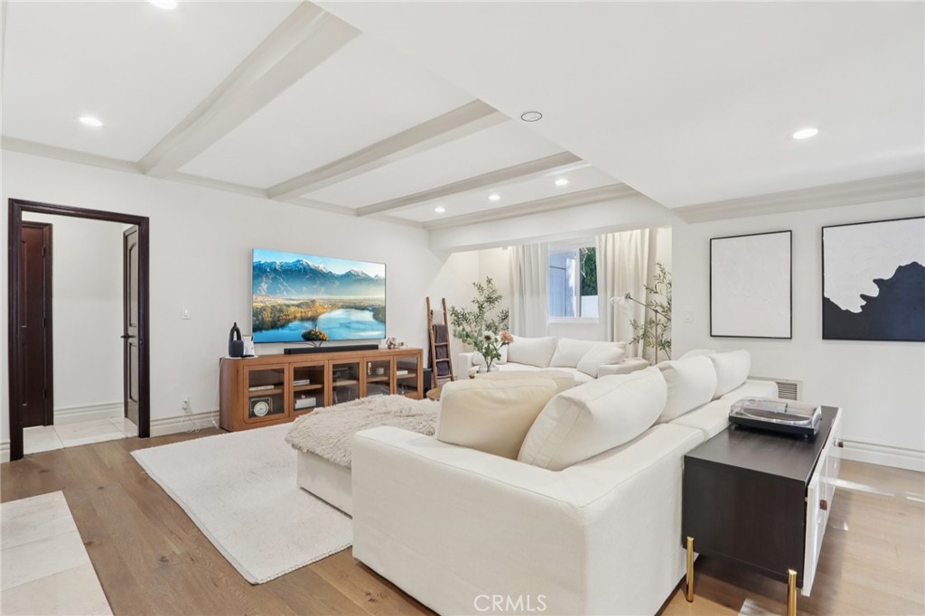 4501 Grimes Place