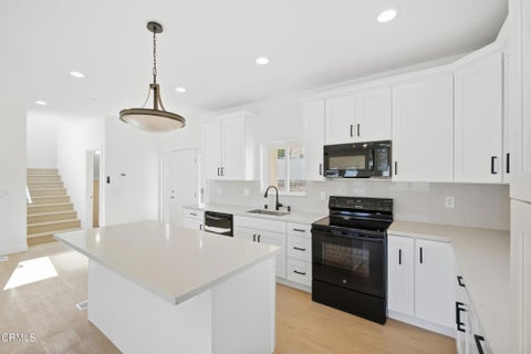 Tiny photo for 917 N Main, Piru, CA 93040 (MLS # V1-38822)