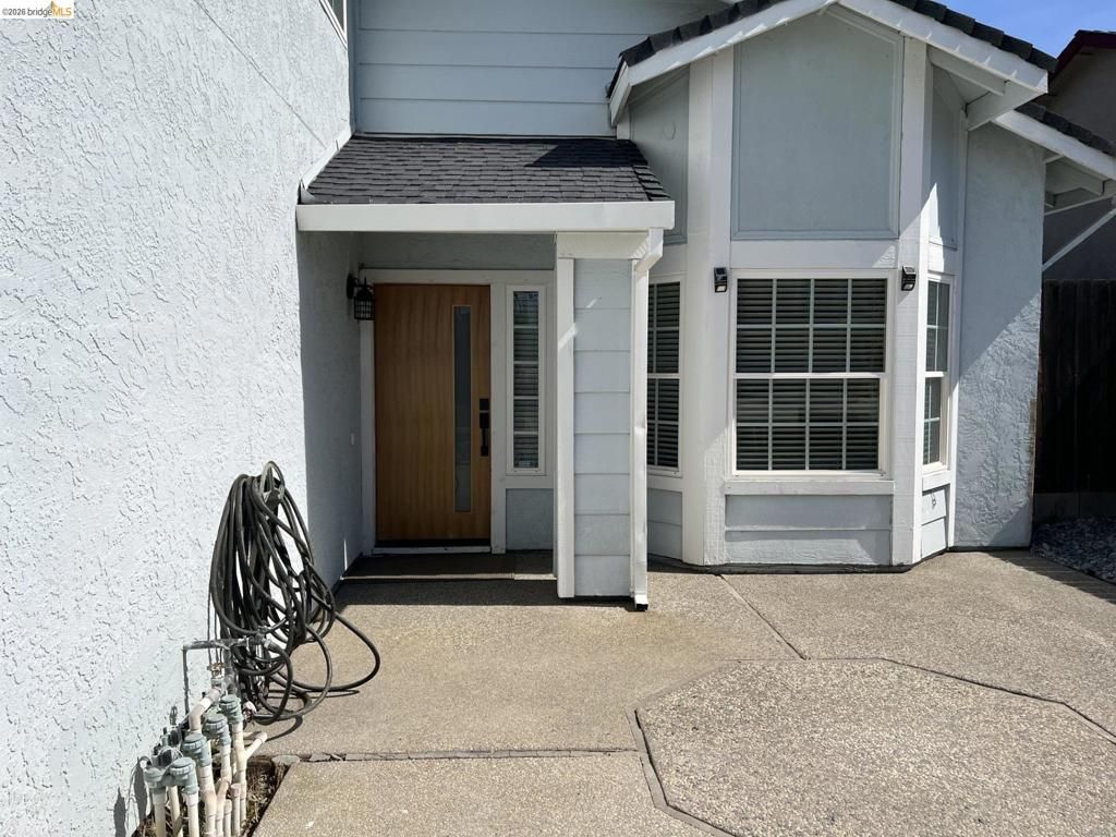 Photo of 4805 Clarity Ct Ct, Sacramento, CA 95842 (MLS # 41127544)