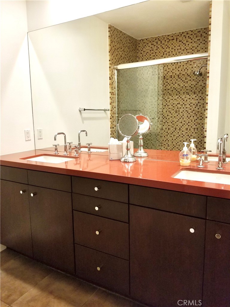 Biltmore Colony (33410) - Residential Lease