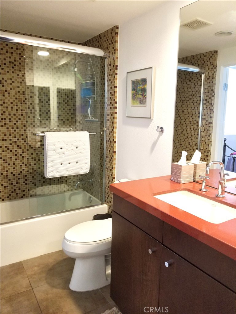 Biltmore Colony (33410) - Residential Lease