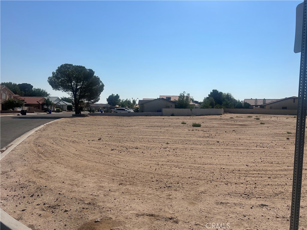 27754 Hummingbird Lane