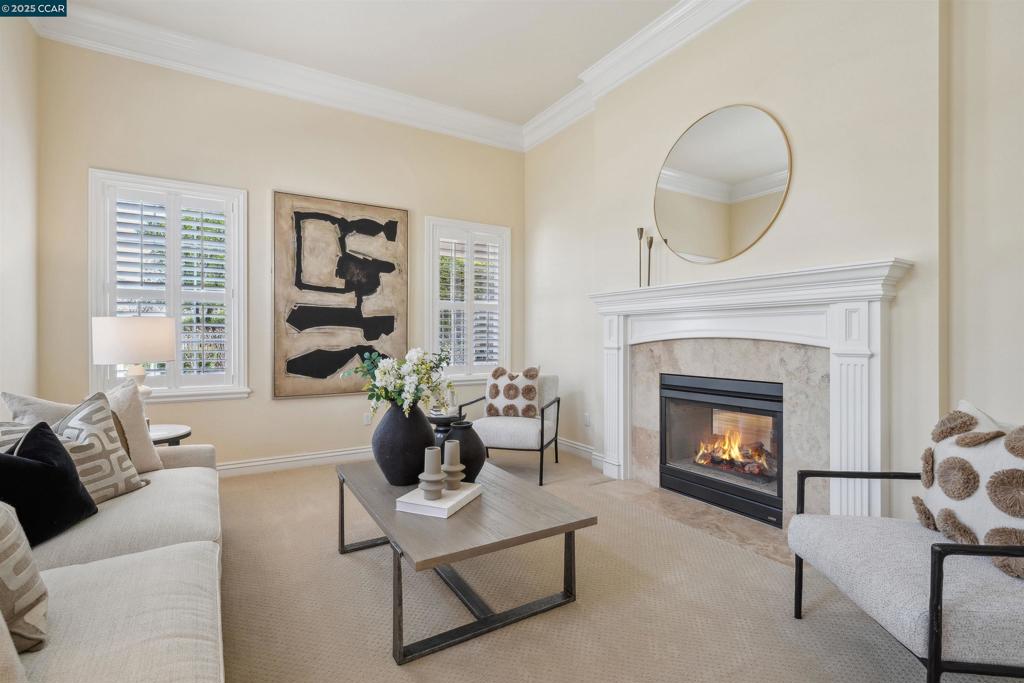 3 Brooktree Dr
