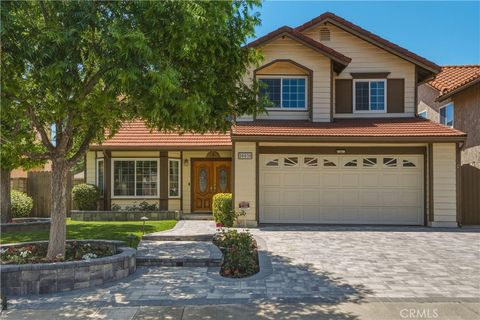 Photo of 20530 Caitlin LN, Saugus, CA 91350 (MLS # SR26101851)