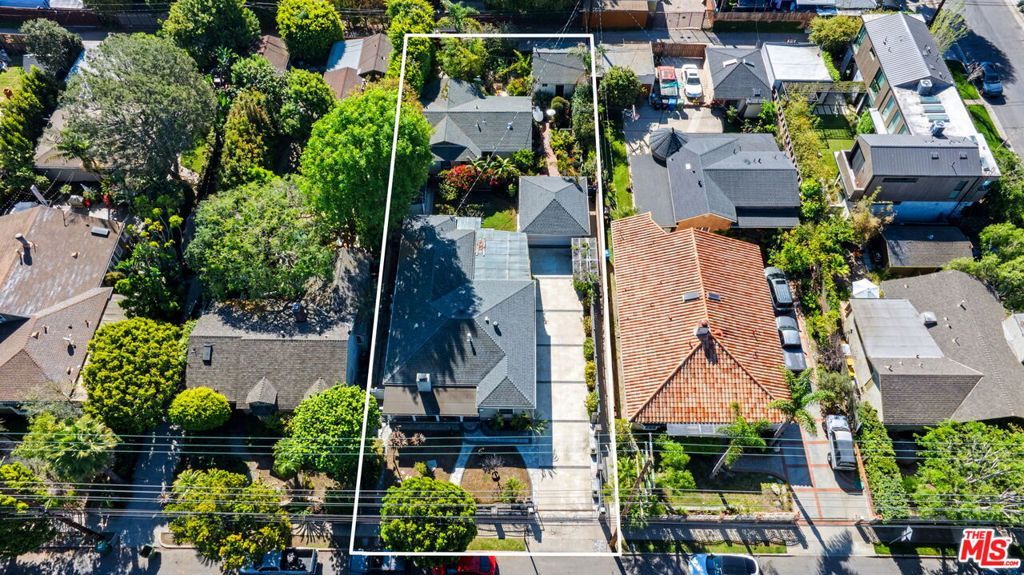 Photo of 1314 Palms Boulevard, Venice, CA 90291 (MLS # 26667555)