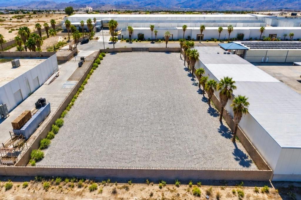 84404 Cabazon Center Drive